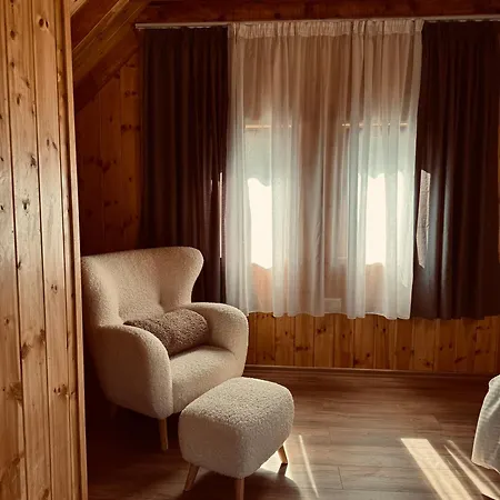 Apartament Shkalla Theth